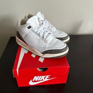 Nike Jordan 3 Neapolitan - Size 7.5